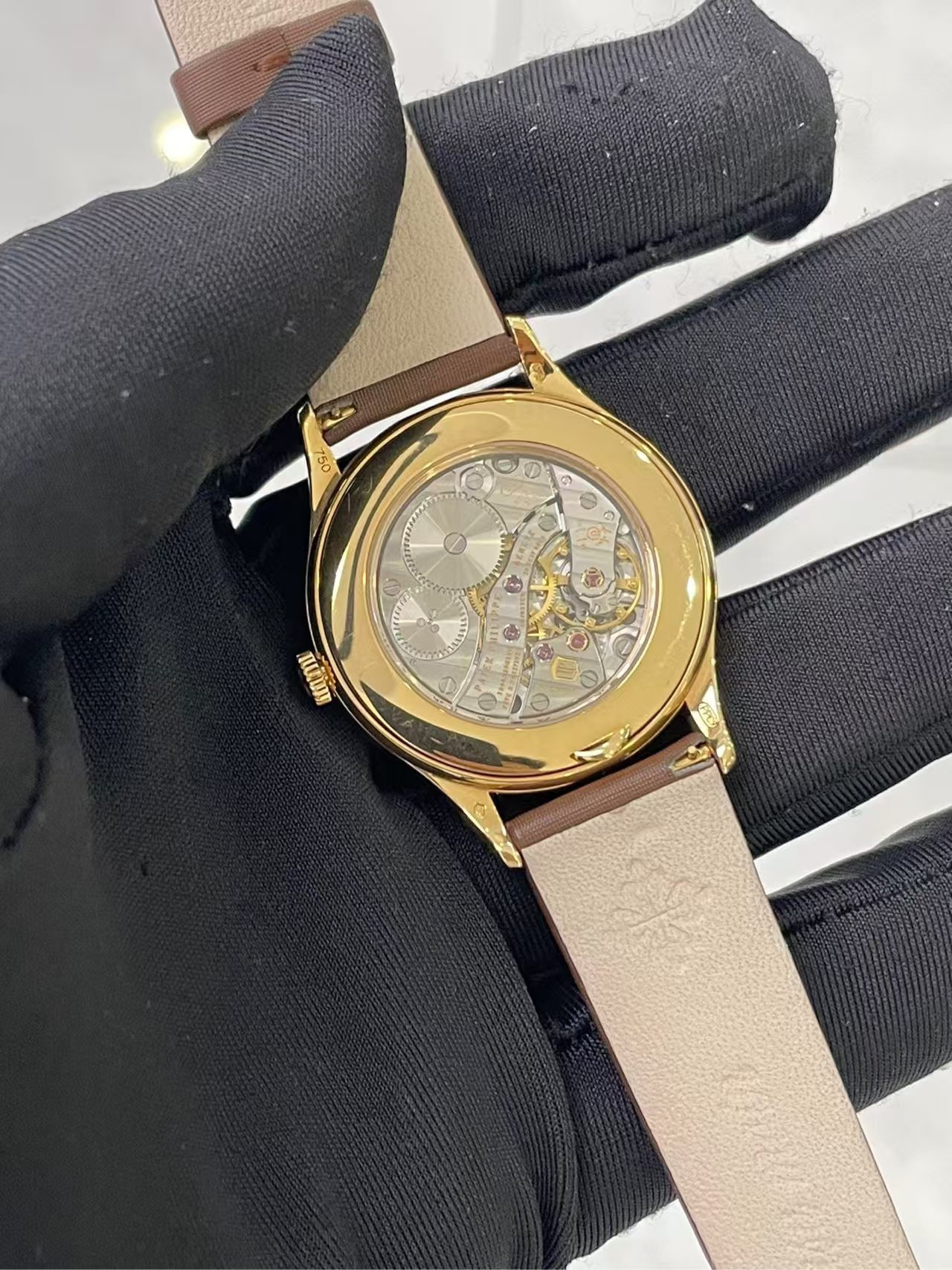 Patek Philippe 4897R-001 detail 4