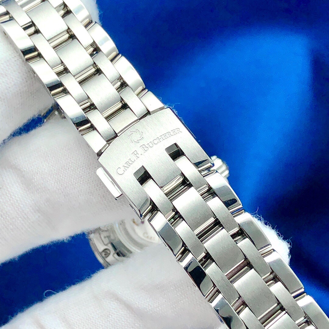 Carl F. Bucherer 00.10622.08.77.21 detail 3