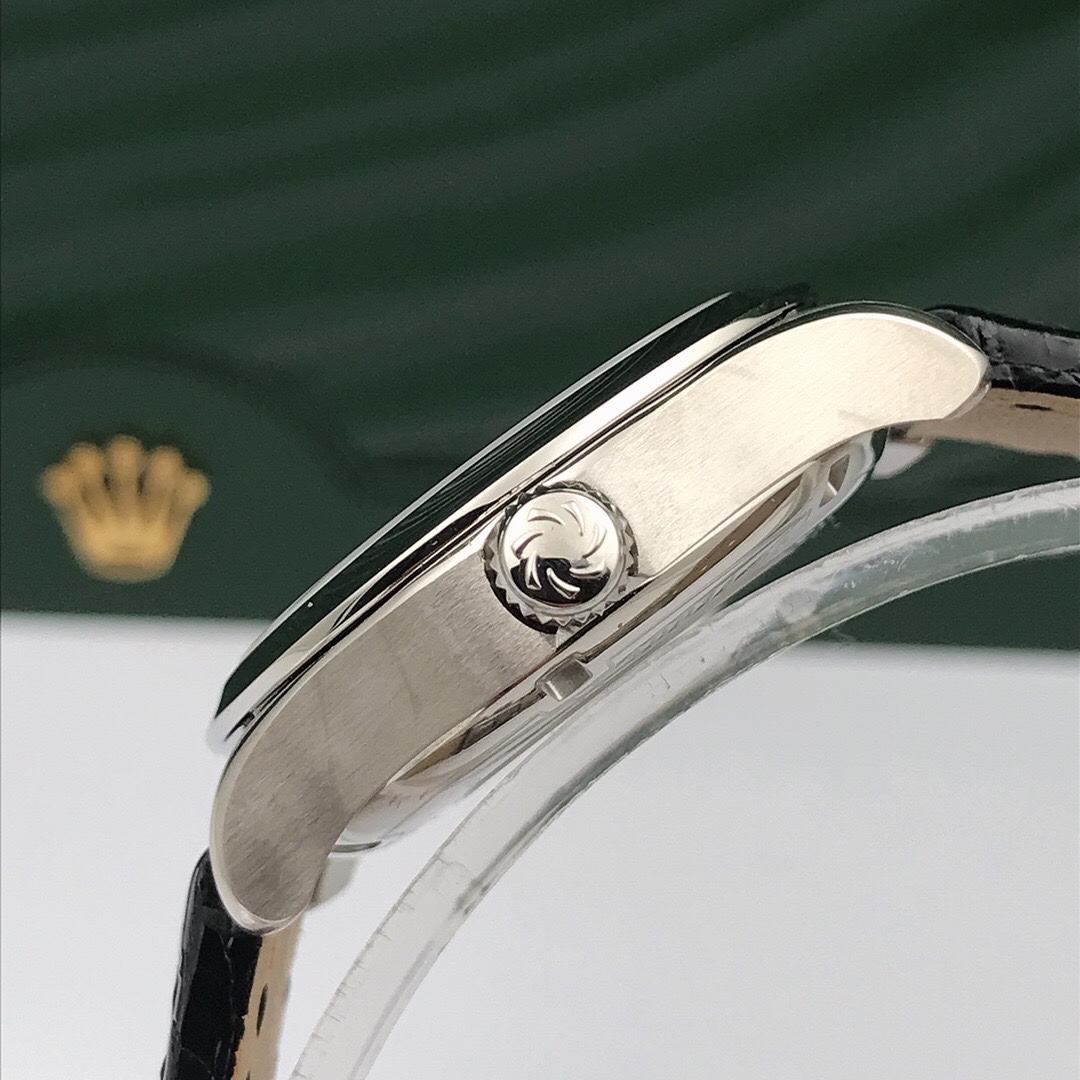 Carl F. Bucherer 00.10911.08.33.01 detail 4