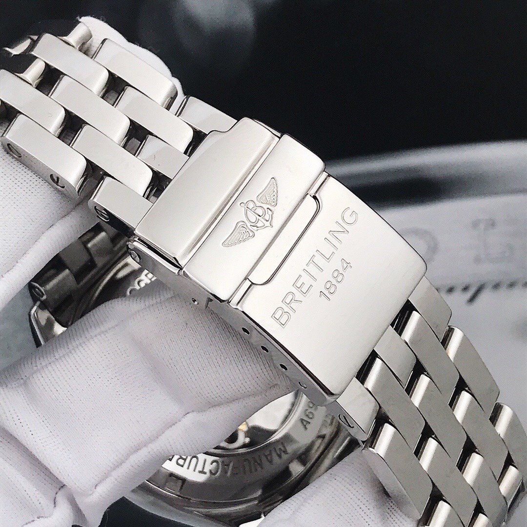 Breitling a69048 detail 5