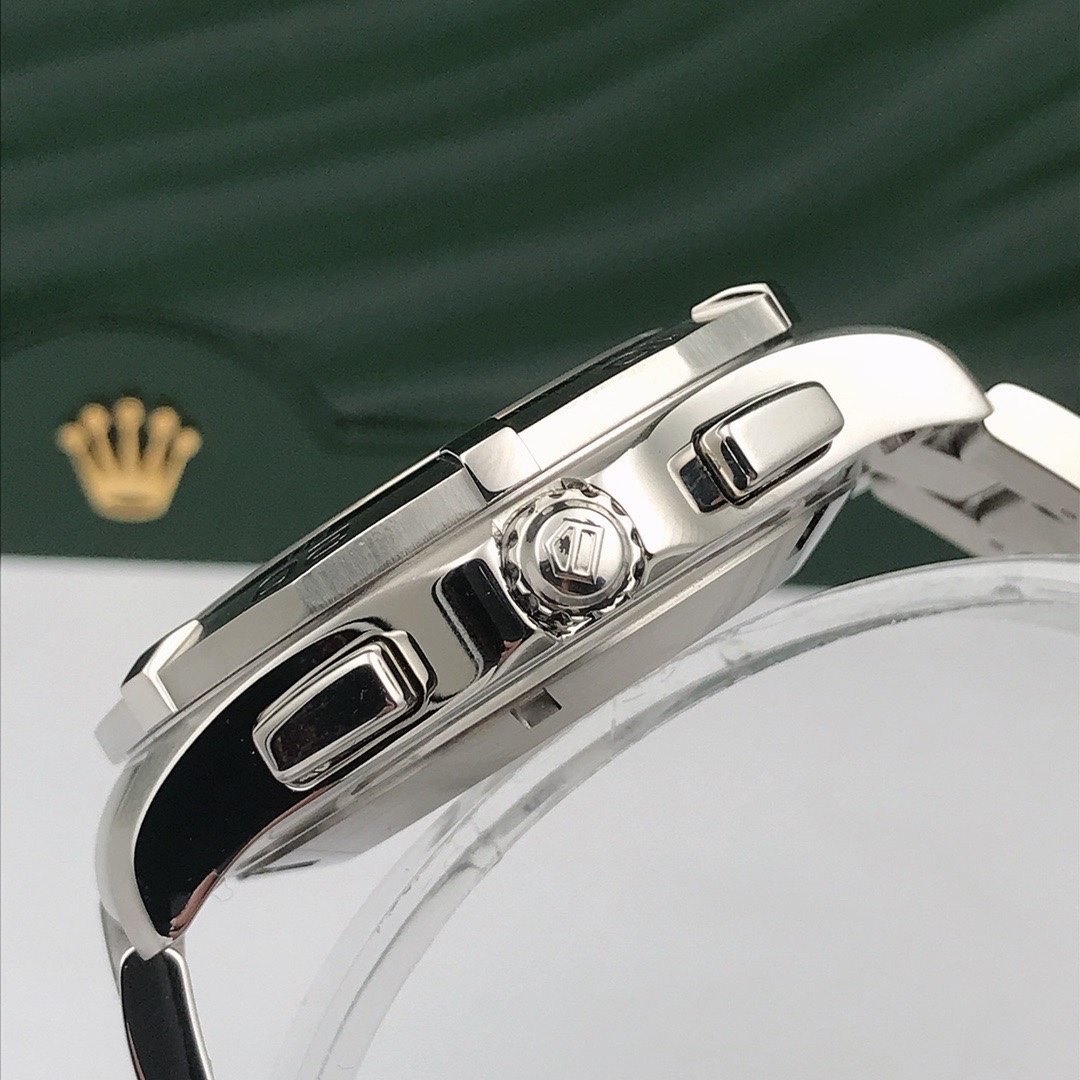 TAG Heuer CAF1010.BA0821 detail 3