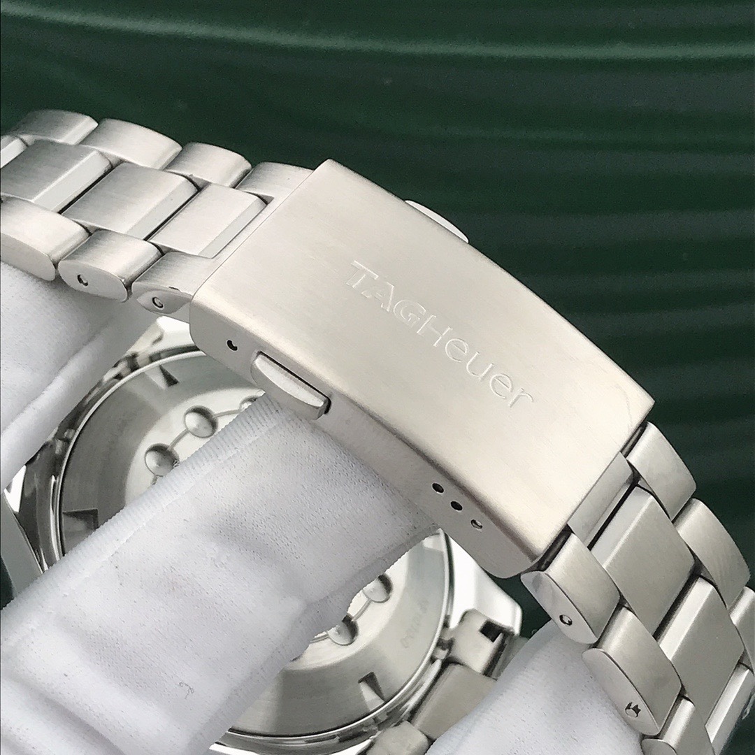 TAG Heuer CAF1010.BA0821 detail 4
