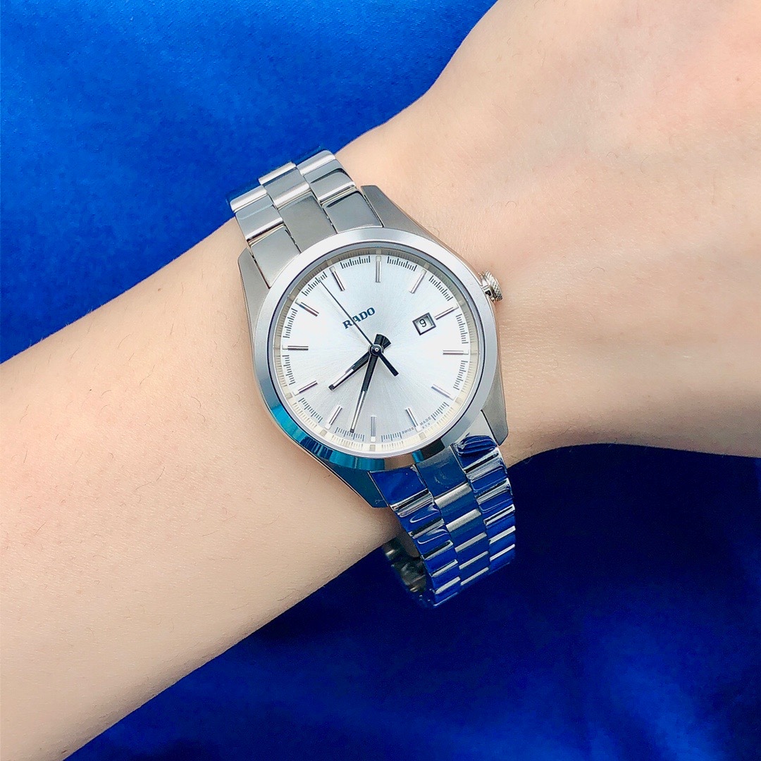 Rado R32110103 detail 2