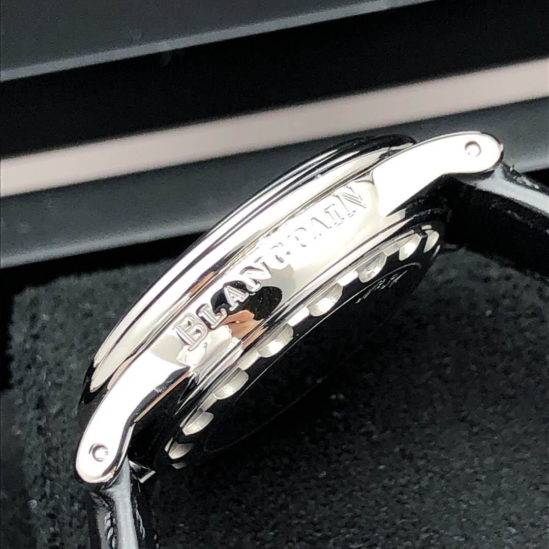 Blancpain Vintage detail 5
