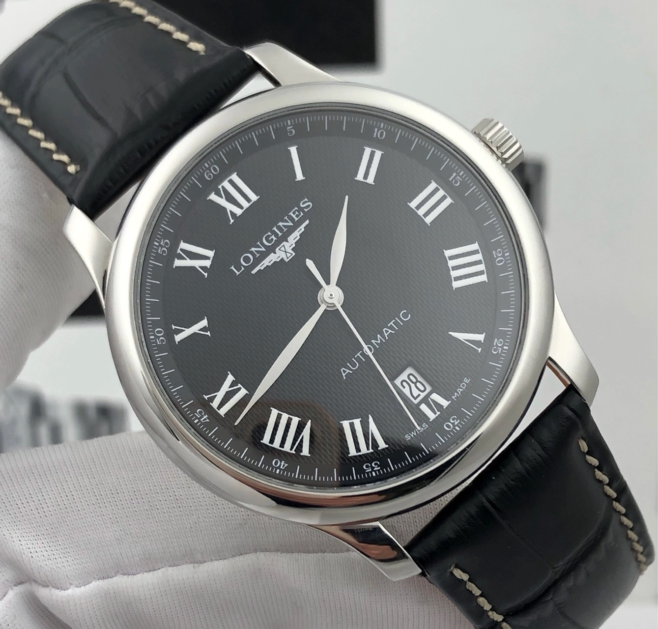 Longines L2.628.4.51.8 detail 1