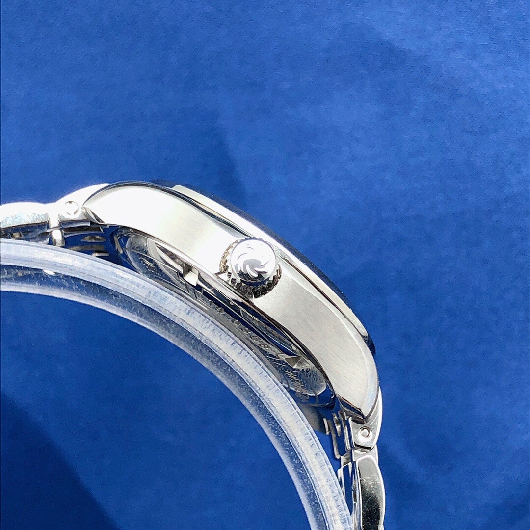Carl F. Bucherer 00.10911.08.13.21 detail 3