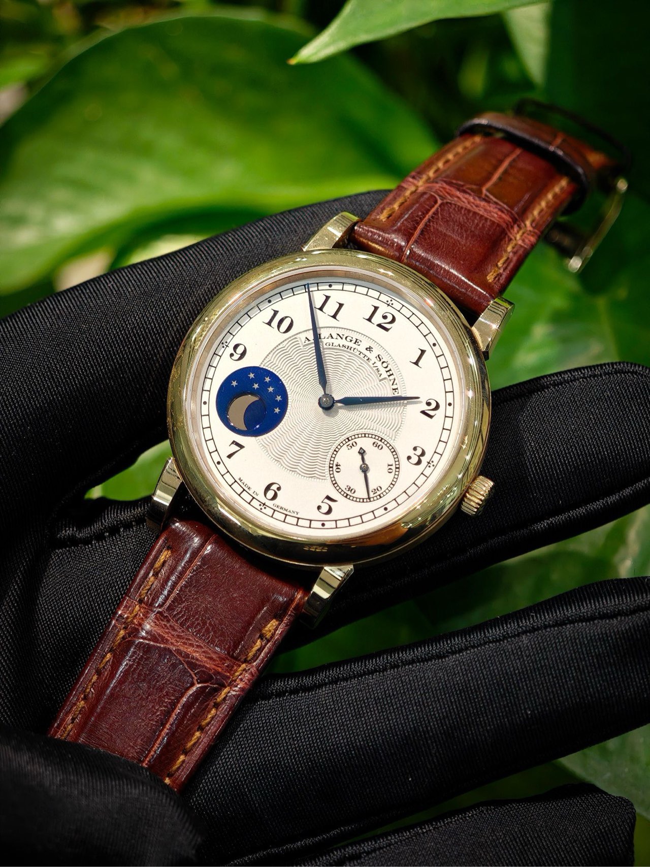 A. Lange & S&ouml;hne 212.050 detail 1