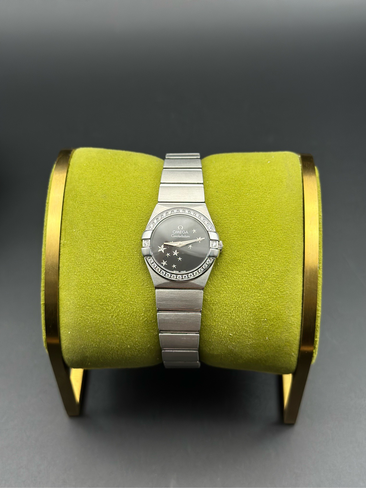 Omega 123.15.24.60.01.001 detail 1