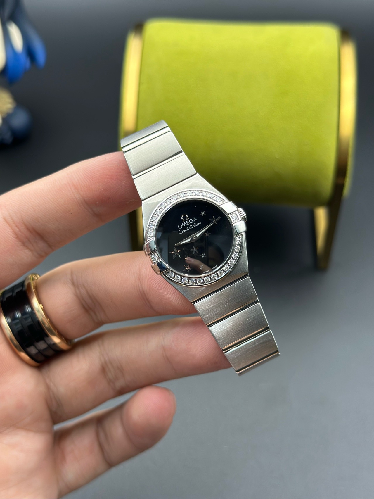 Omega 123.15.24.60.01.001