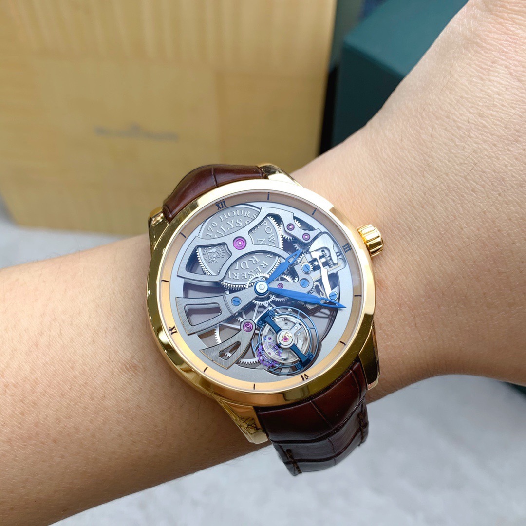 Ulysse Nardin 1706-129 detail 2