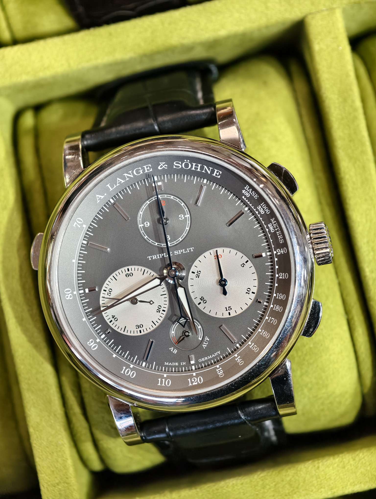 A. Lange & S&ouml;hne 424.038 detail 7