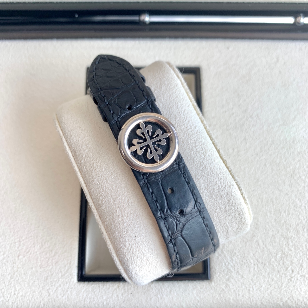 Patek Philippe 5905P-010 detail 4