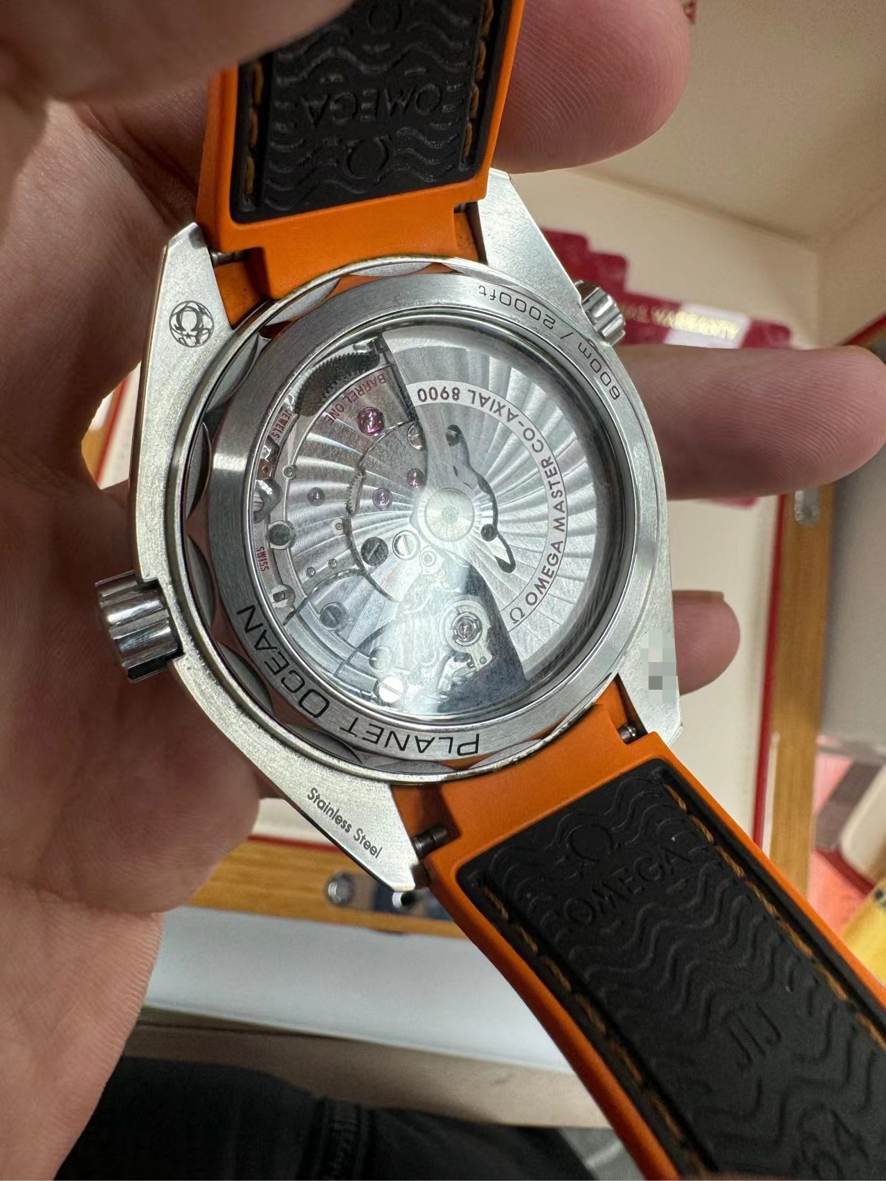 Omega 215.32.44.21.01.001 detail 3