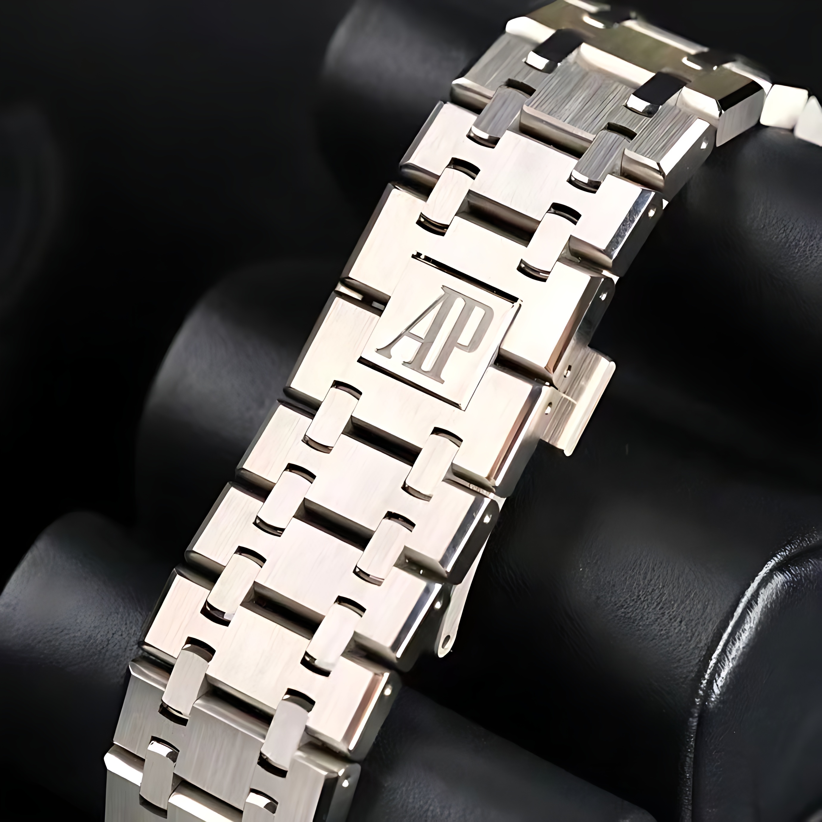 Audemars Piguet 26609Ti detail 5