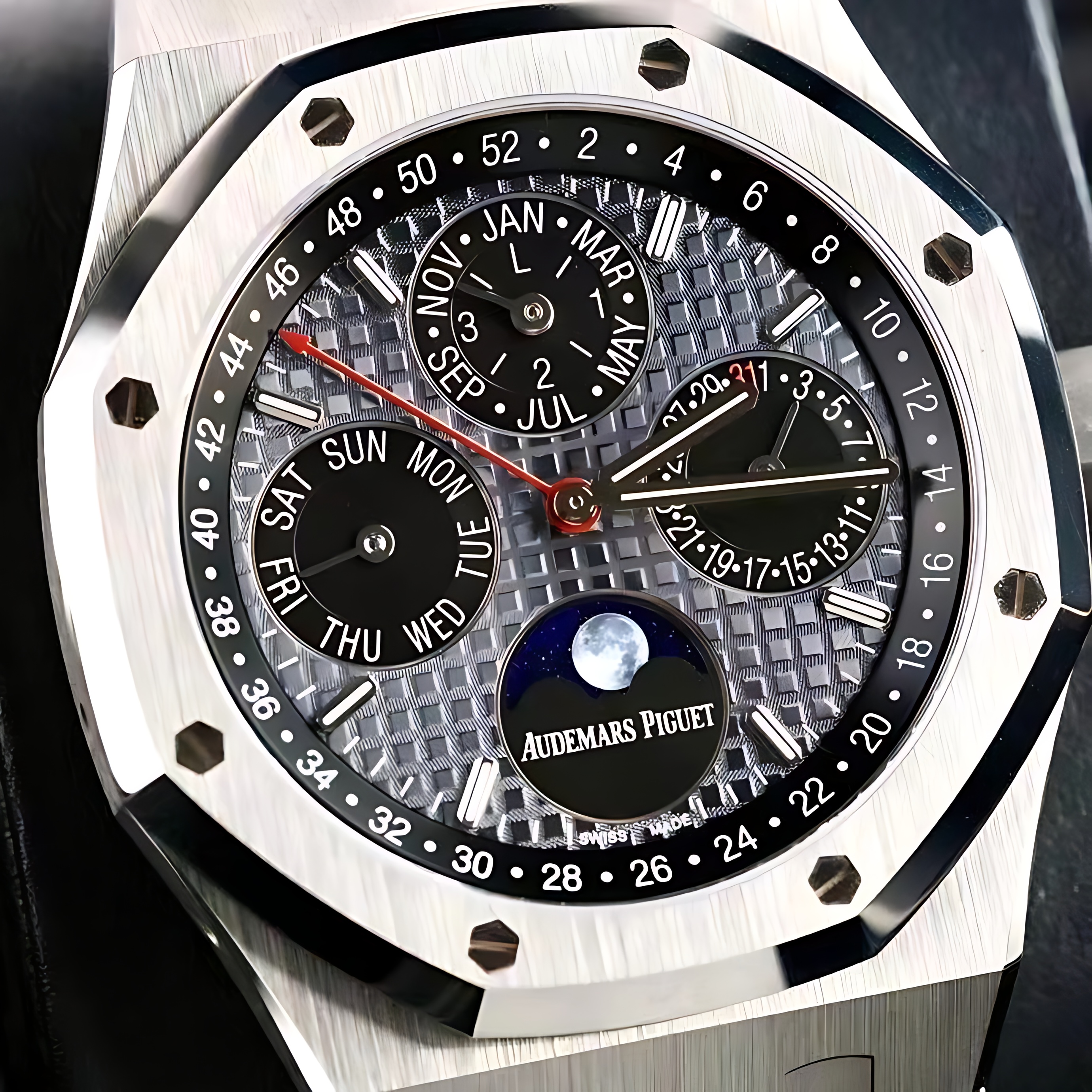 Audemars Piguet 26609Ti detail 3