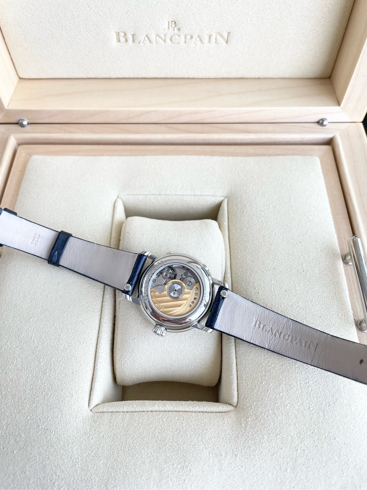 Blancpain 6106 1127 55A detail 5