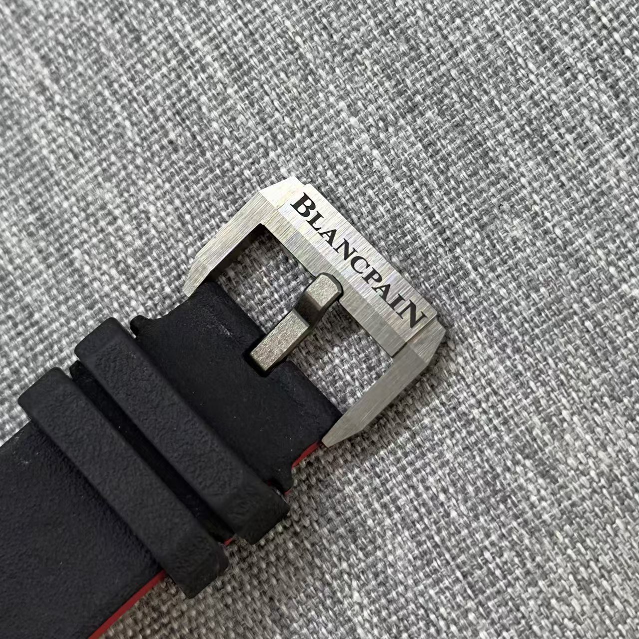 Blancpain 5000-0240-052A detail 4