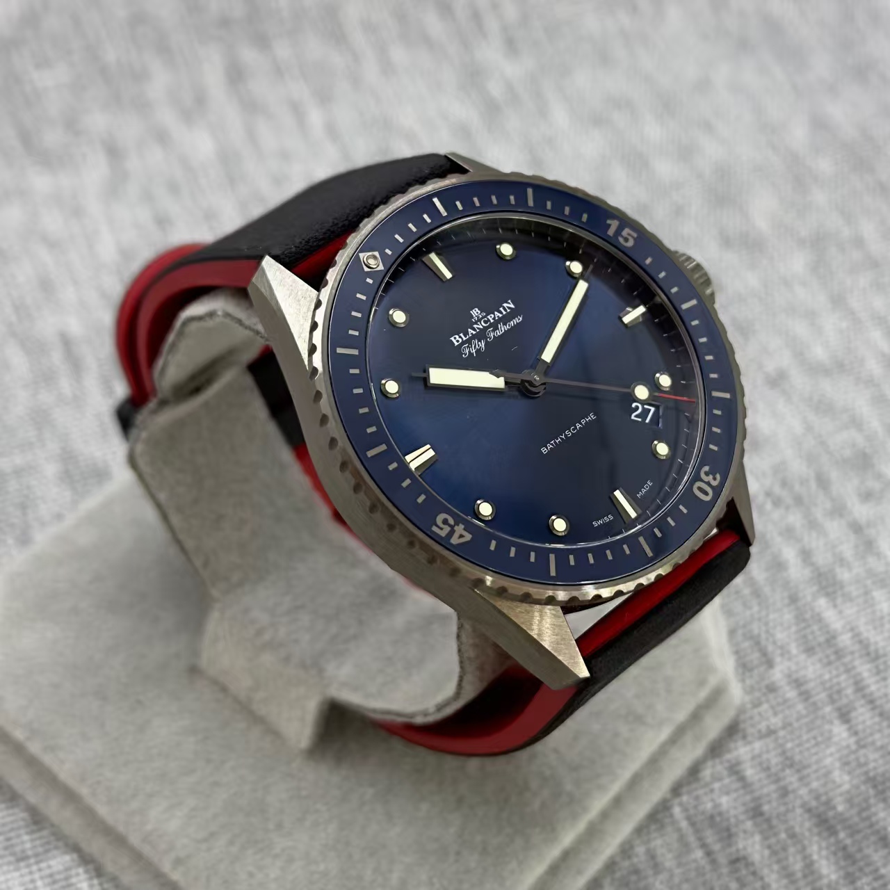 Blancpain 5000-0240-052A detail 1