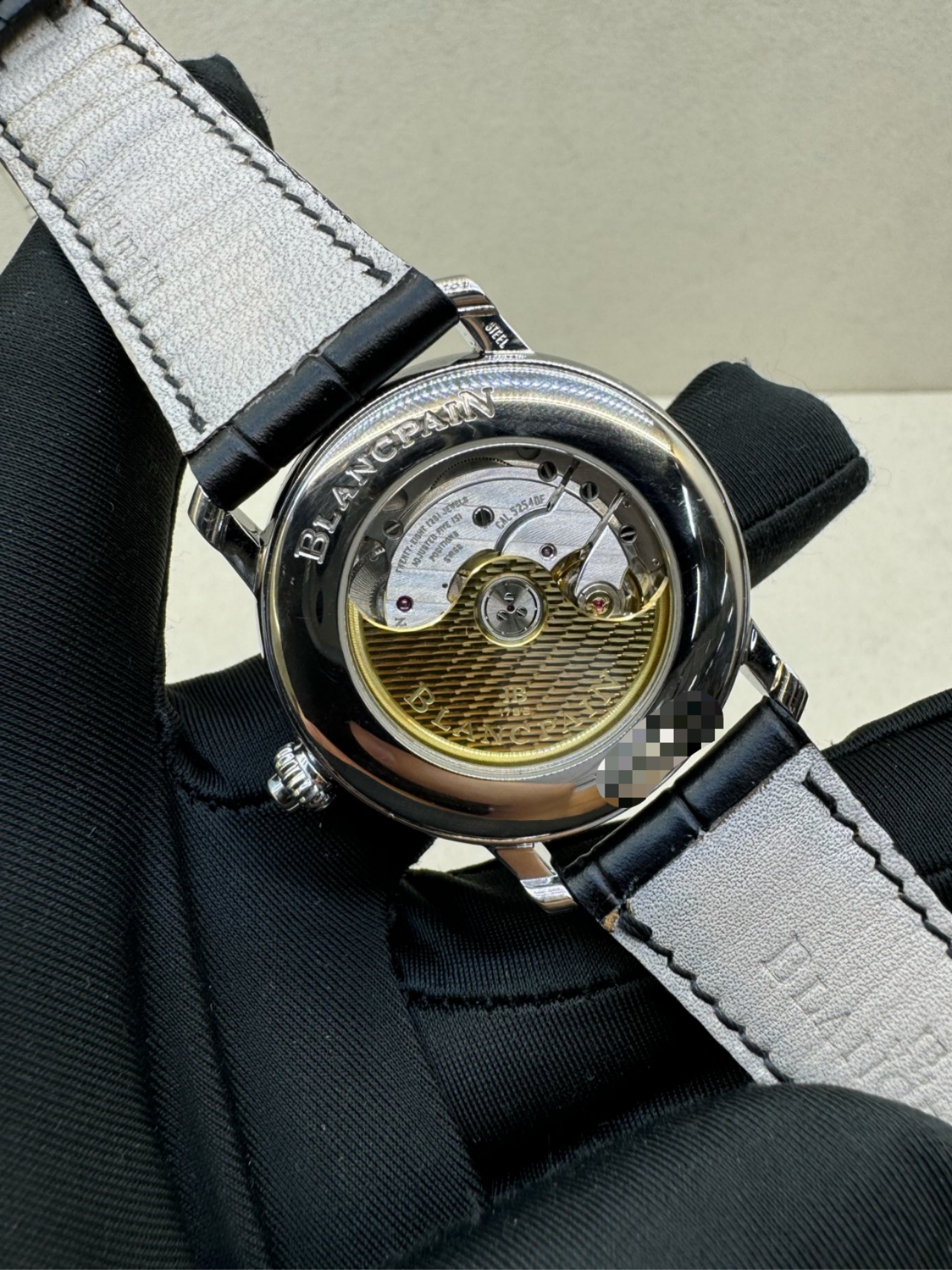 Blancpain 6660-1127A-55B detail 4
