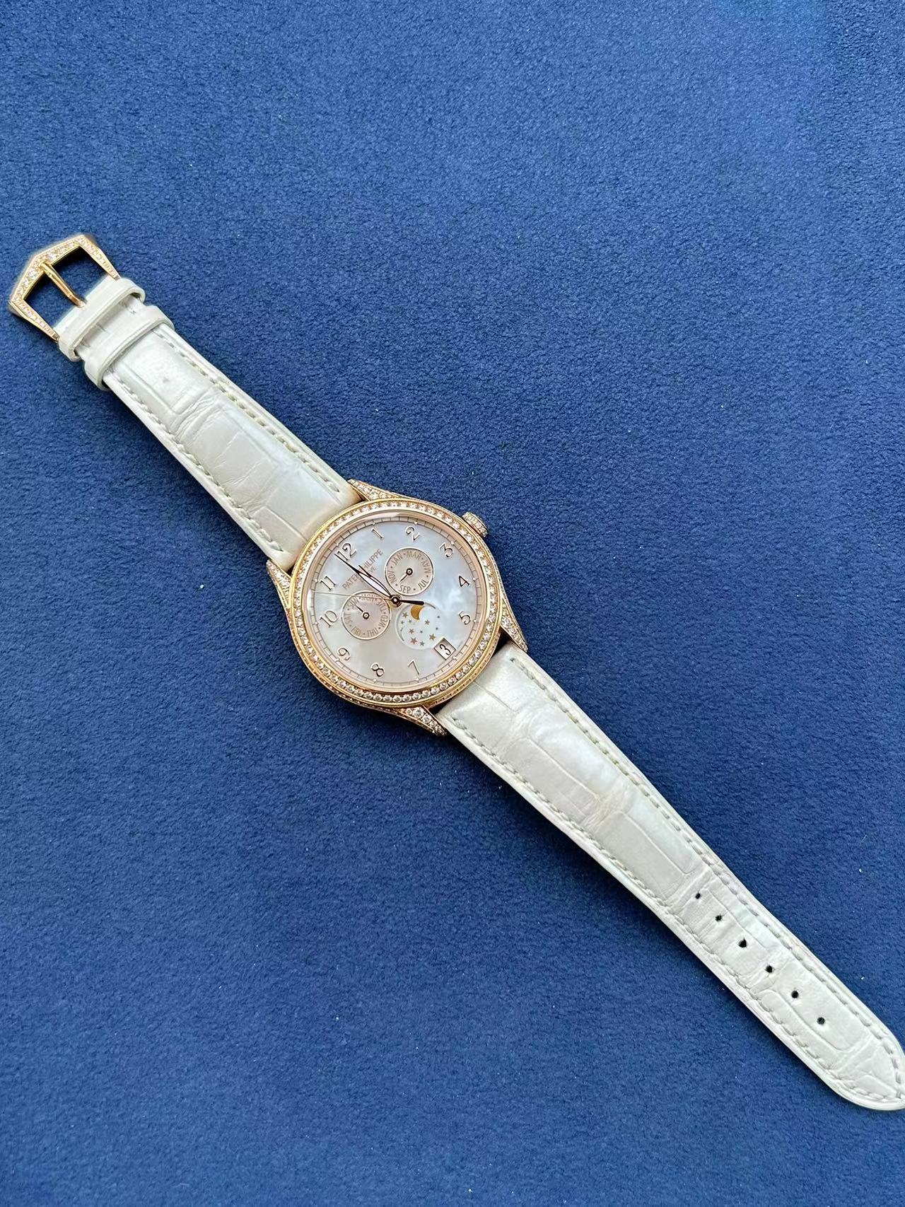 Patek Philippe 4948R-001
