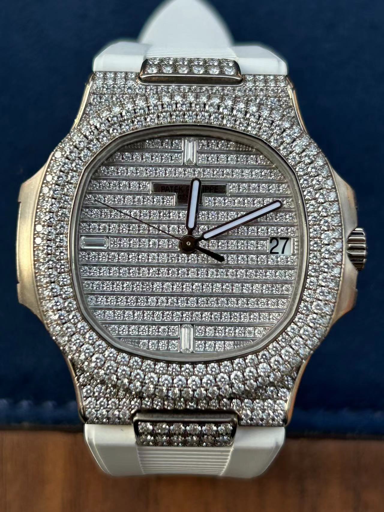 Patek Philippe 5711G-001