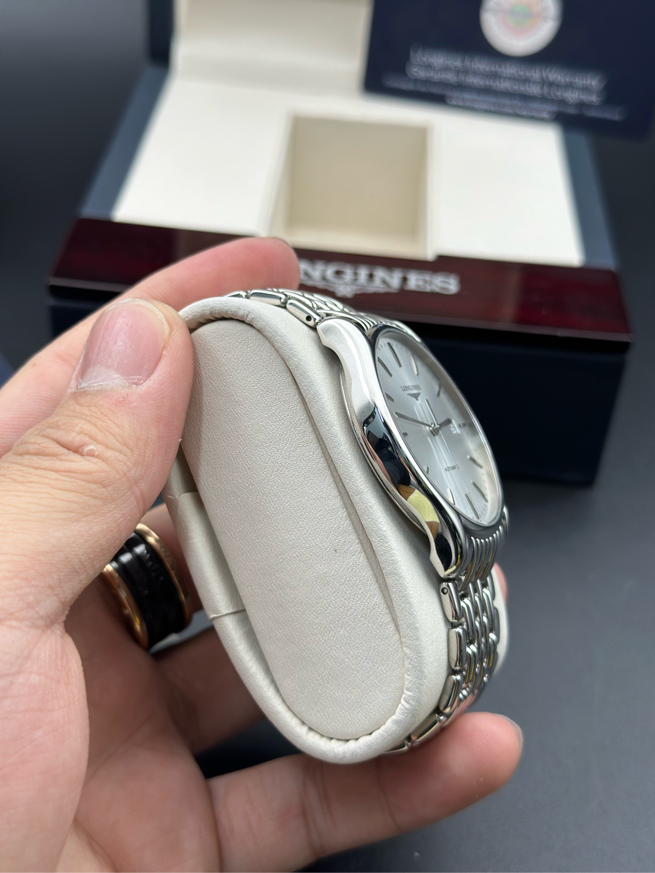 Longines L4.960.4.72.6 detail 3