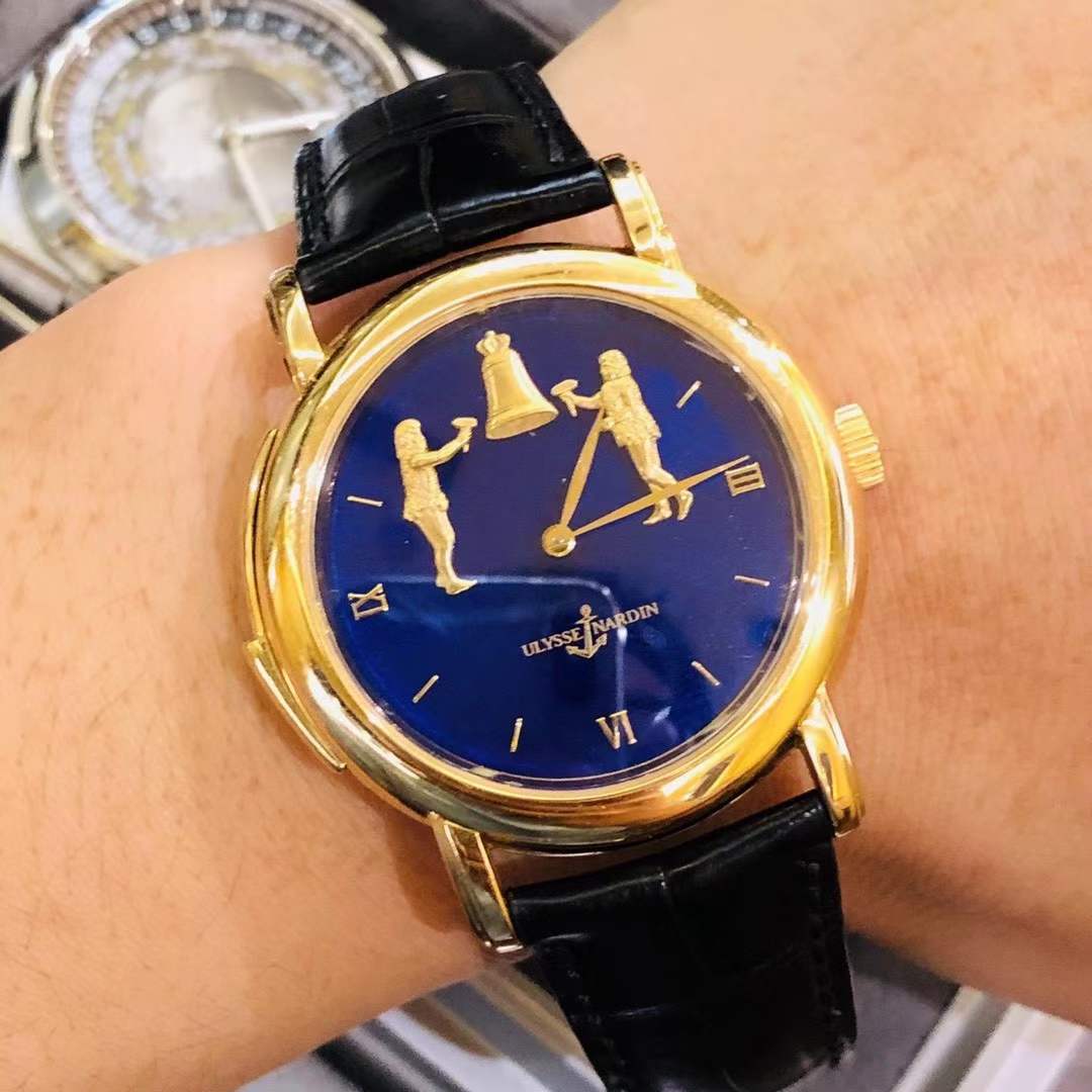 Ulysse Nardin 701-22 detail 8