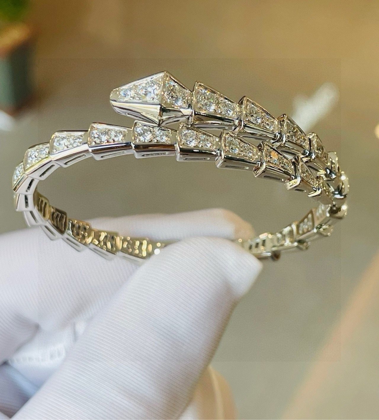 Bulgari BR857492 detail 2