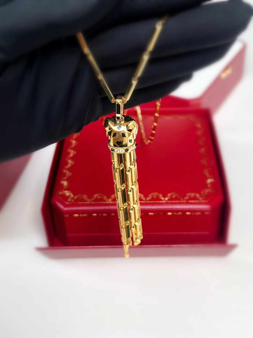 Cartier CARTIER detail 3