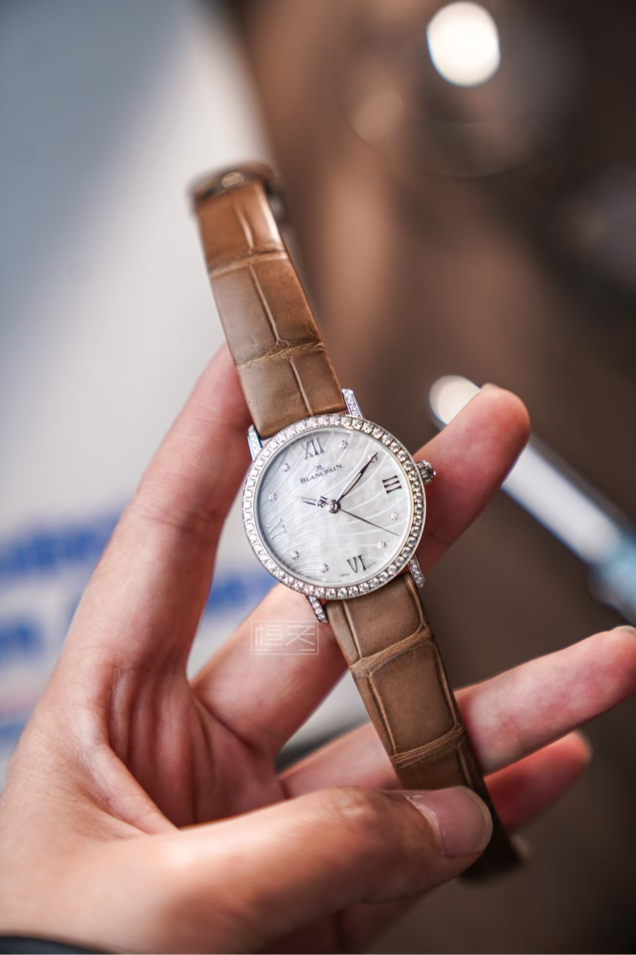 Blancpain 6104 4654 55A detail 6