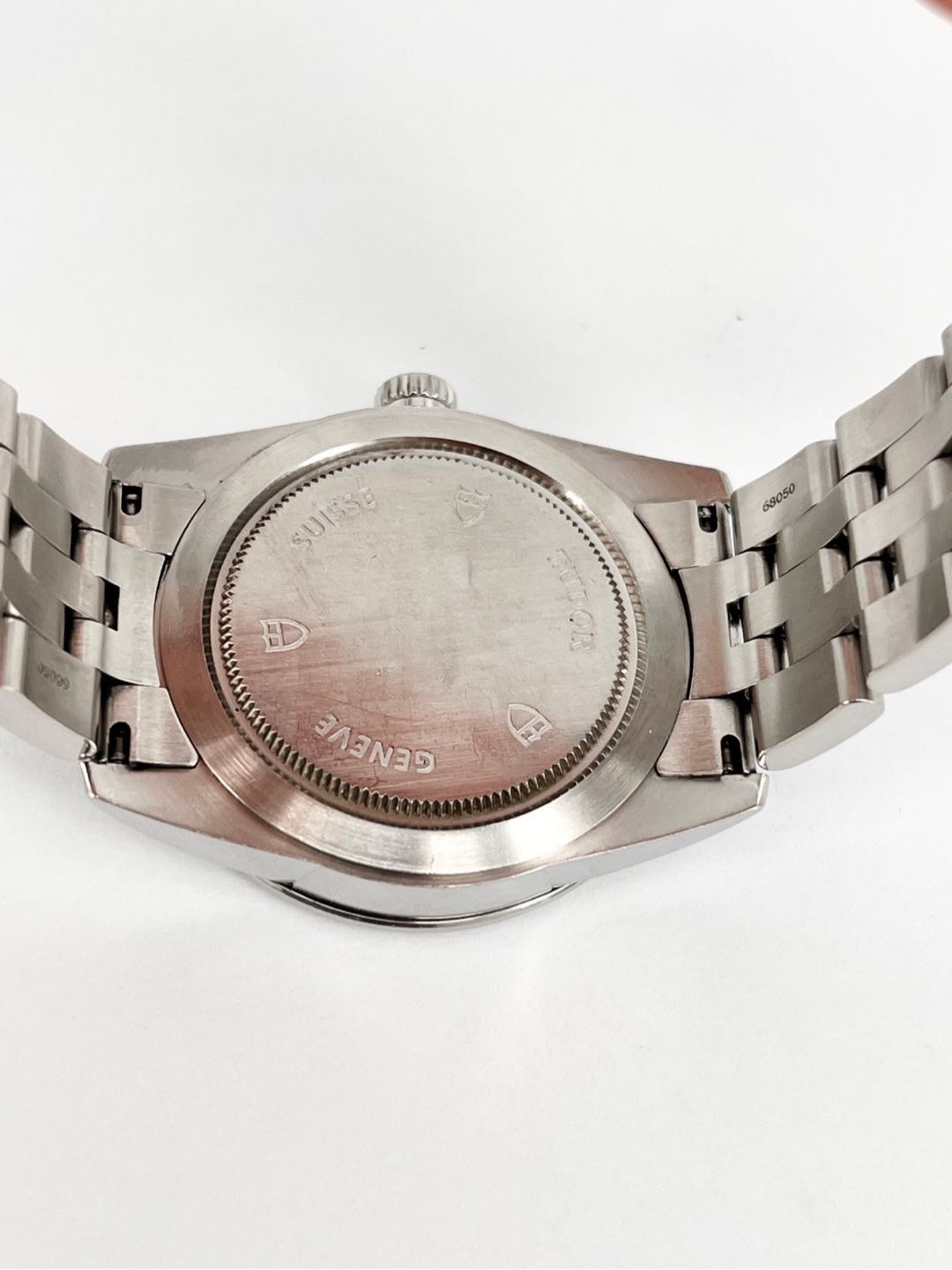 Tudor M55000-0006 detail 7