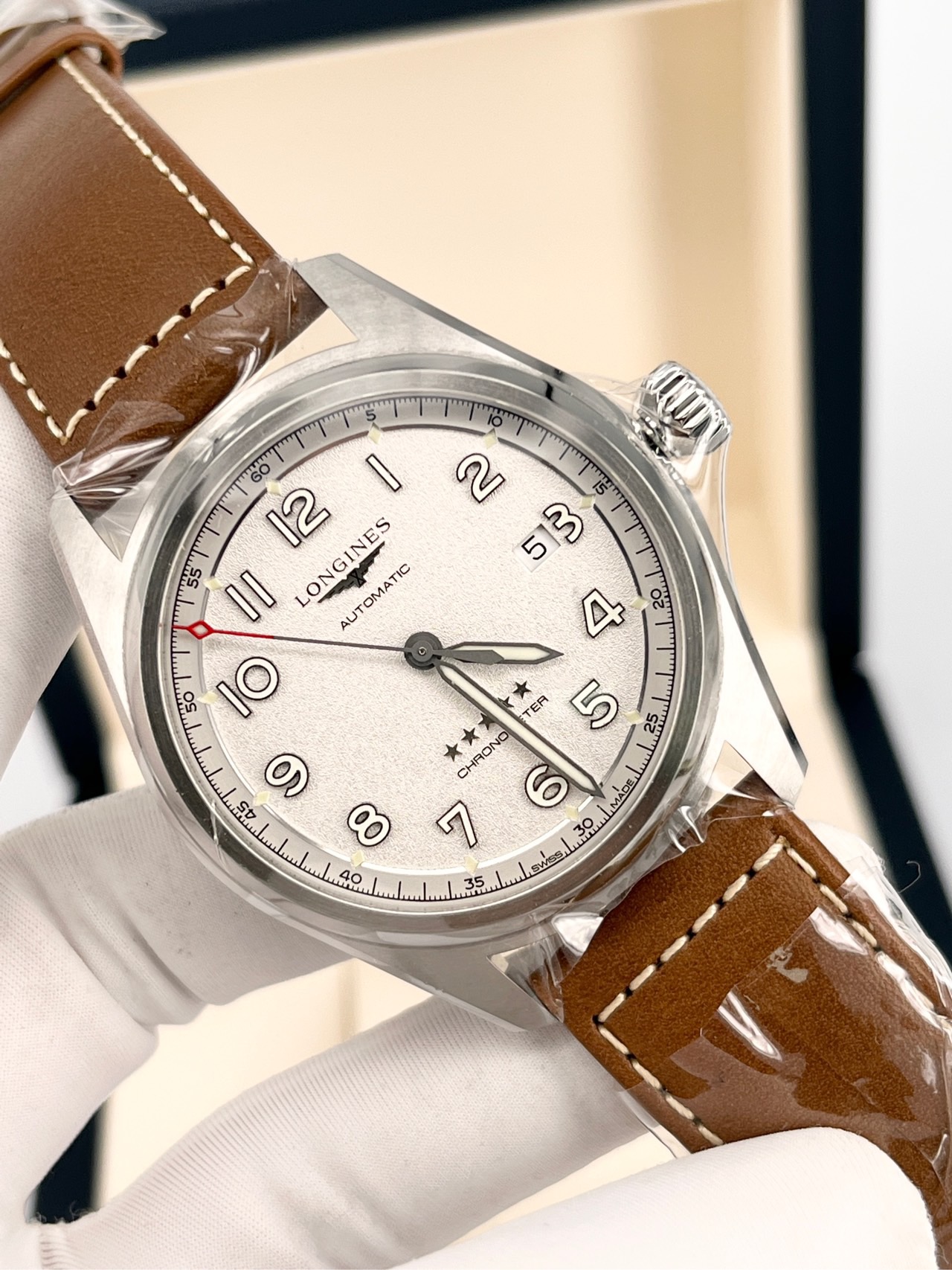 Longines L3.811.4.73.2 detail 1