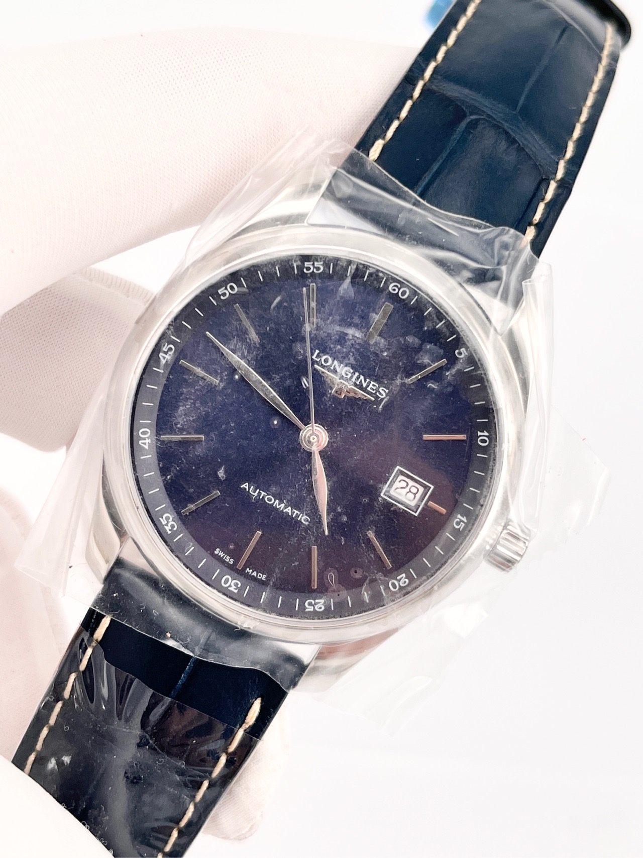 Longines L2.793.4.92.0 detail 2