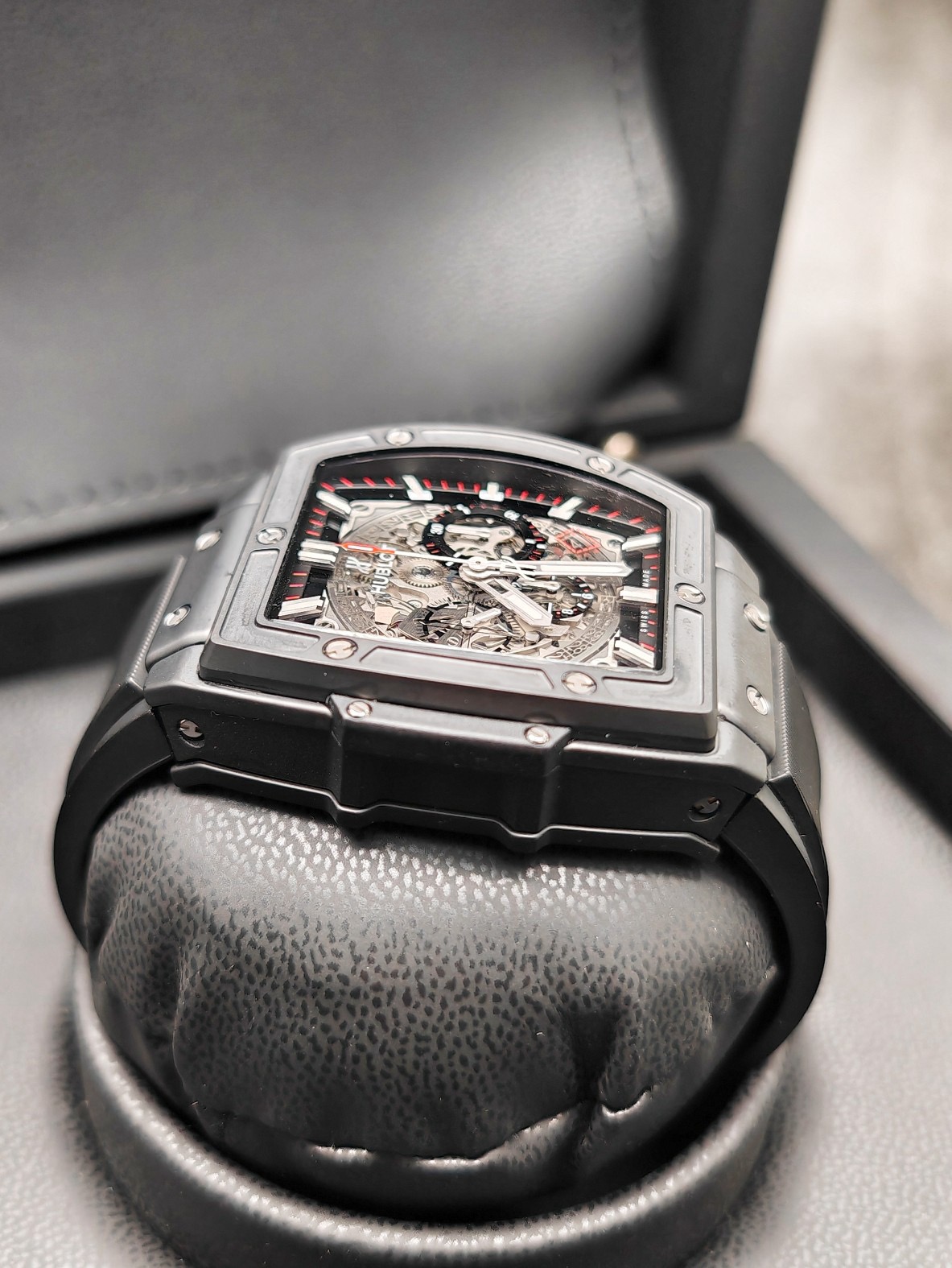 Hublot 601.CI.0173.RX detail 3