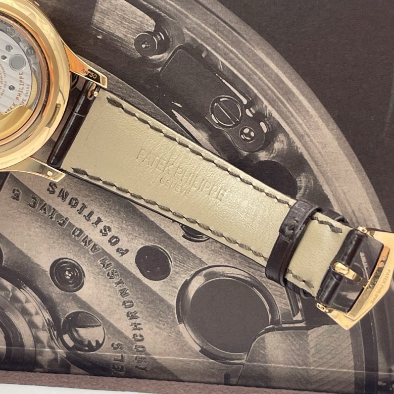 Patek Philippe 5205R-001 detail 5
