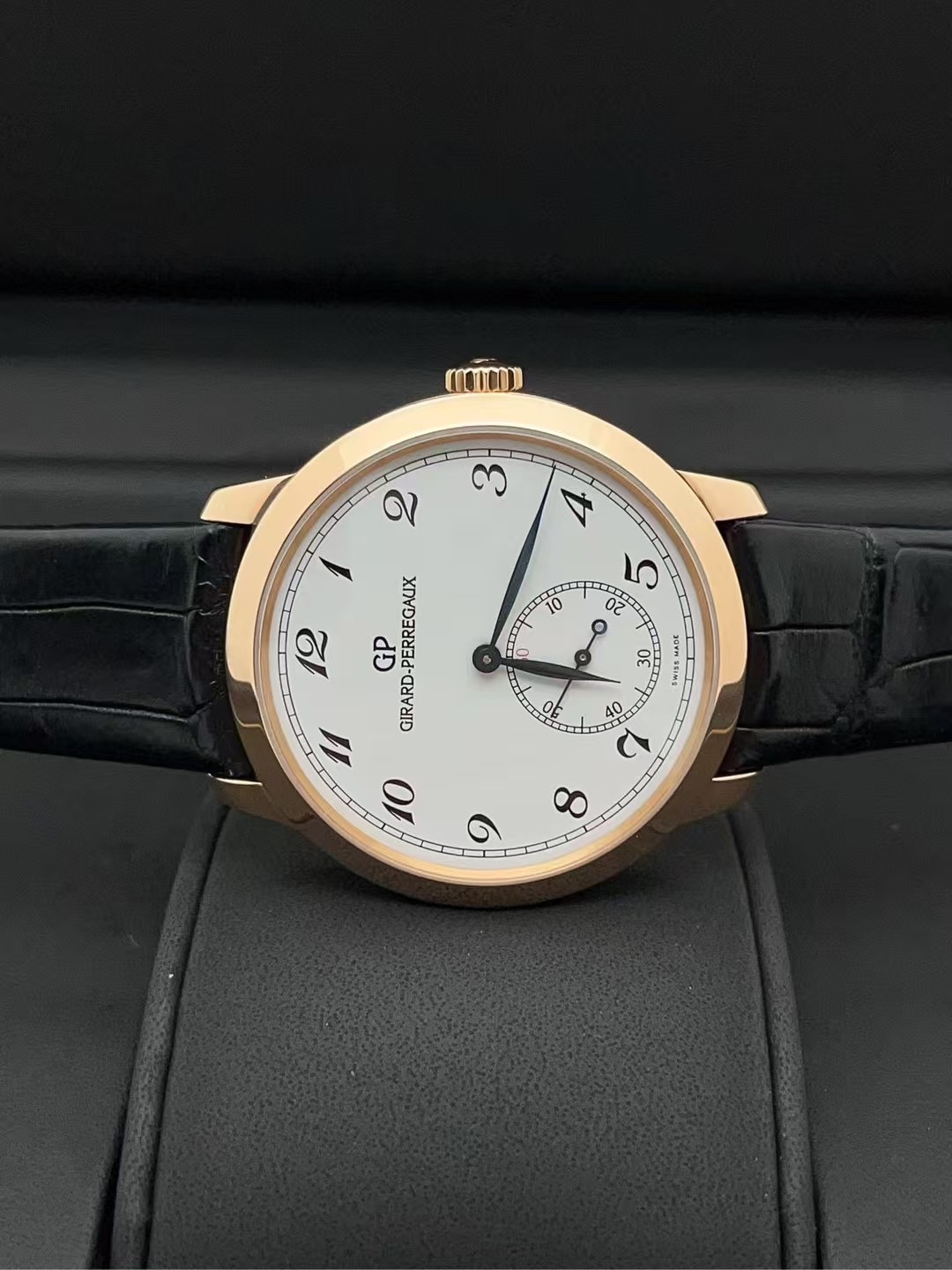 Girard Perregaux 49534-52-711-BK6A detail 3