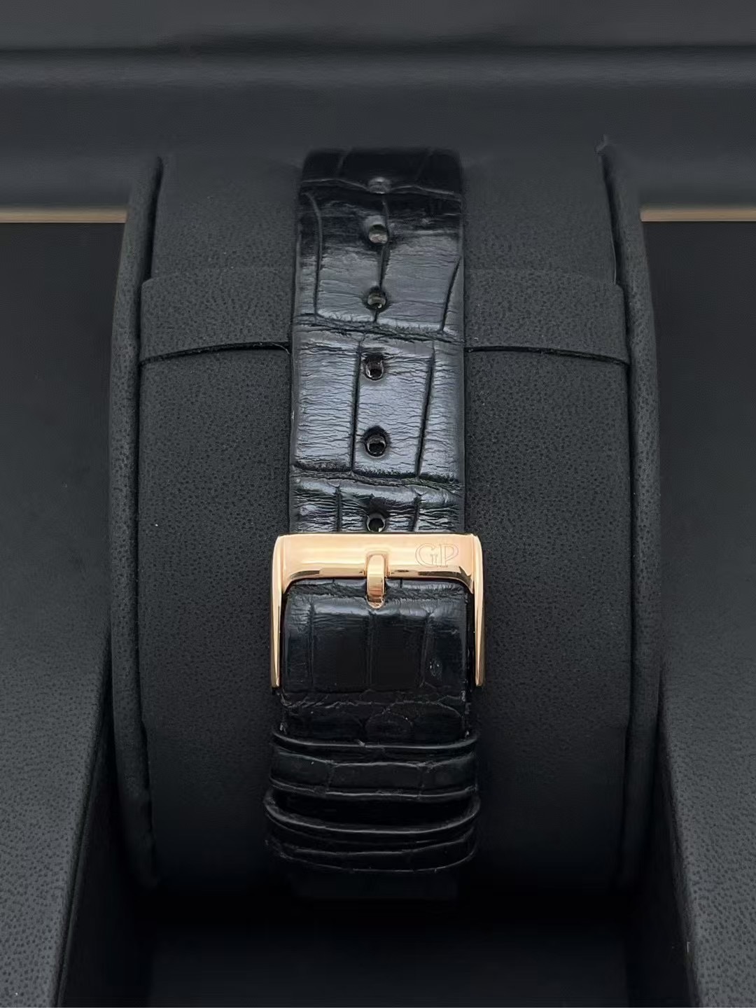 Girard Perregaux 49534-52-711-BK6A detail 5