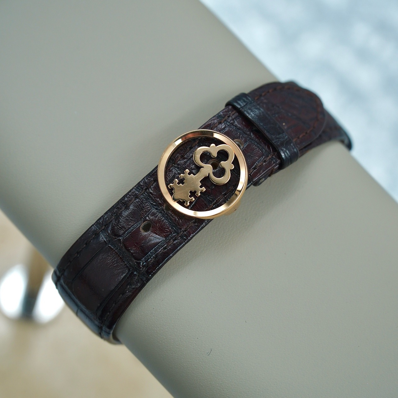 Corum B113 / 03730 detail 5