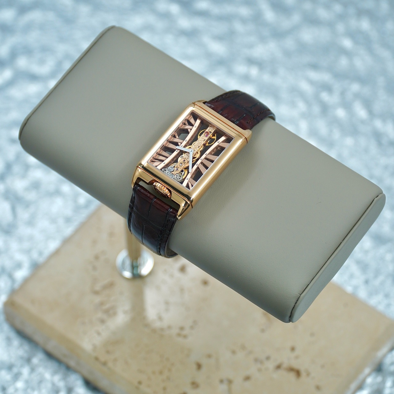 Corum B113 / 03730 detail 4