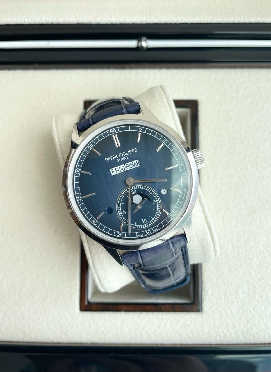 Patek Philippe 5236P-001 detail 2
