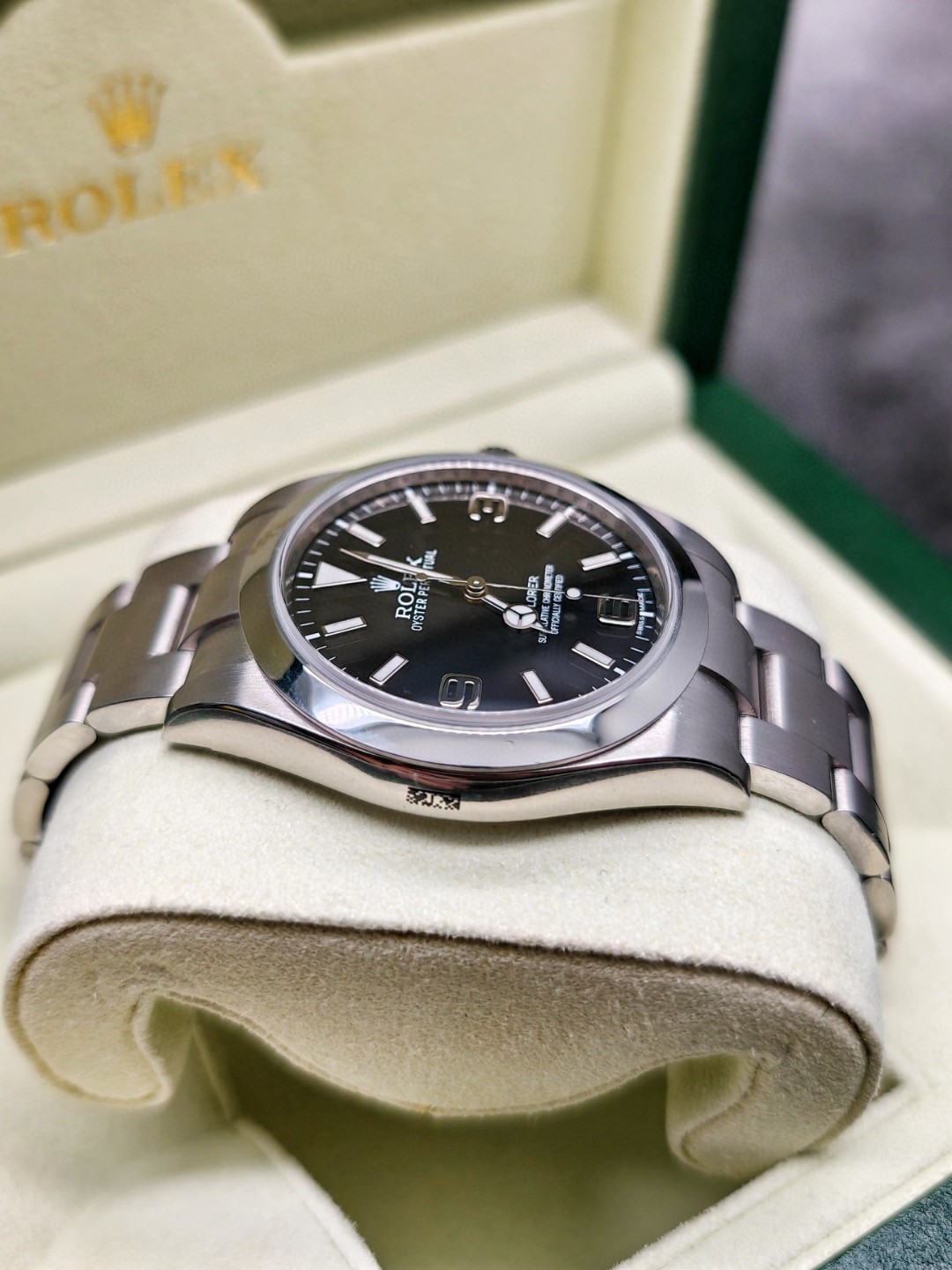 Rolex 214270 detail 5