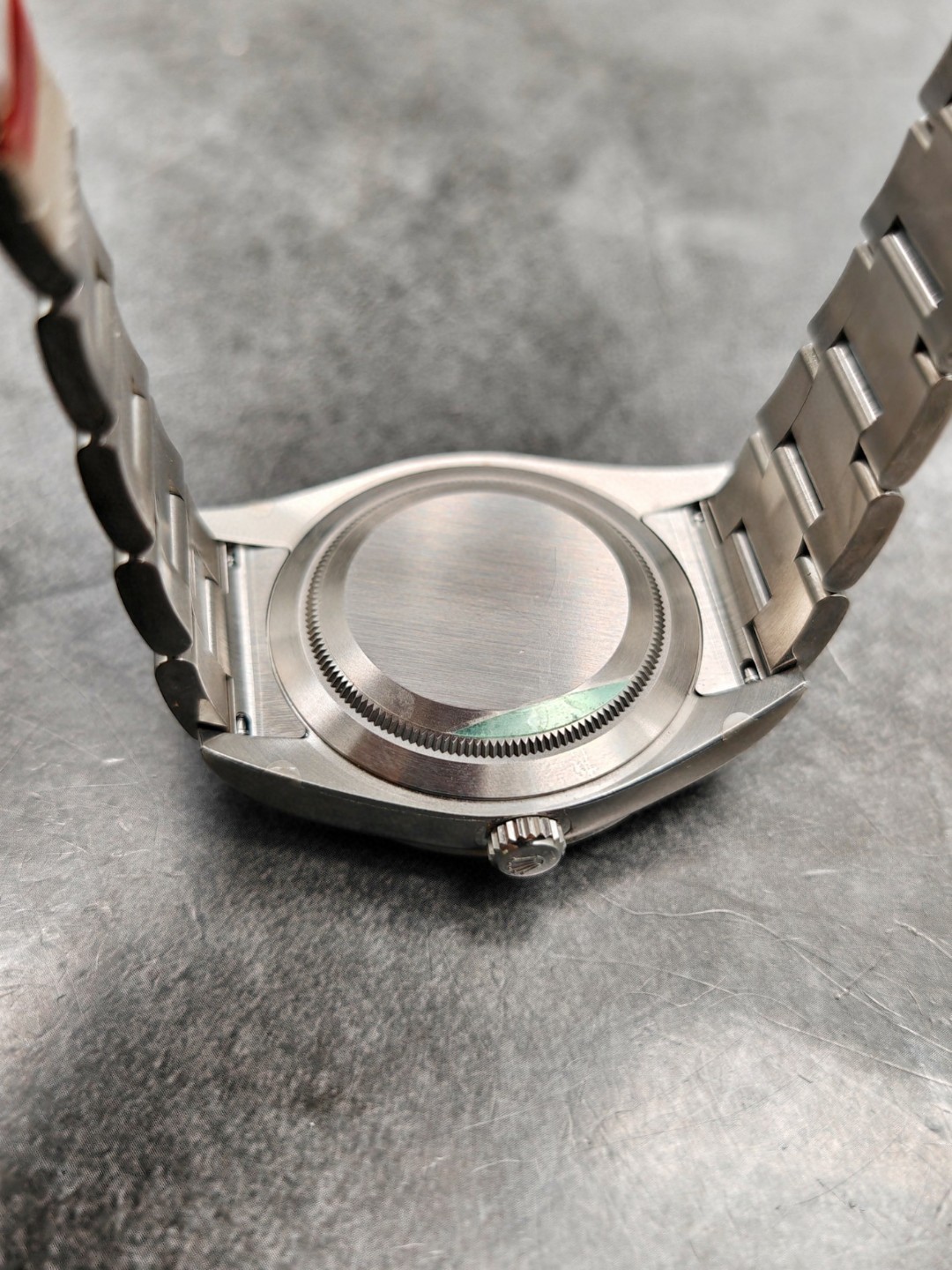 Rolex 214270 detail 7