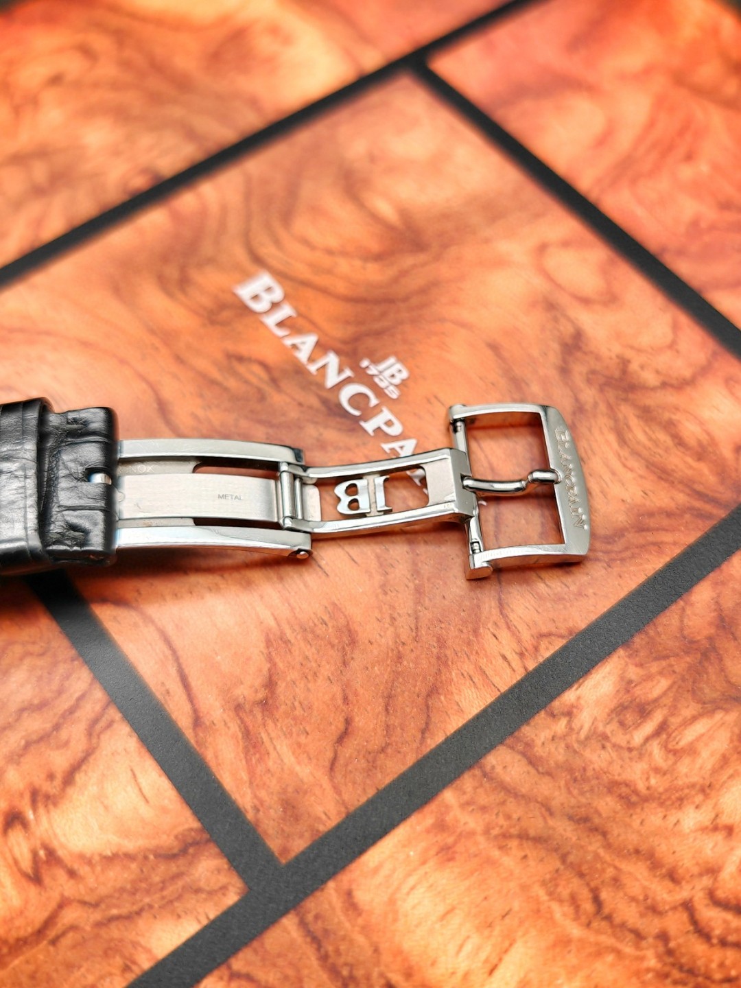 Blancpain 6651-1127-55B detail 5