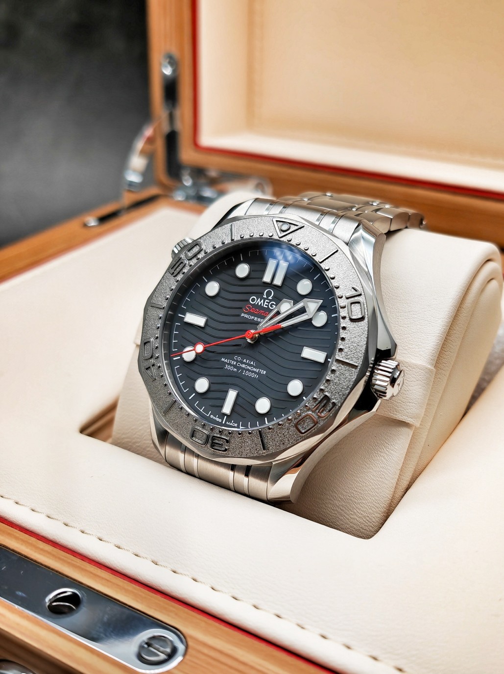 Omega 210.30.42.20.01.002 detail 1