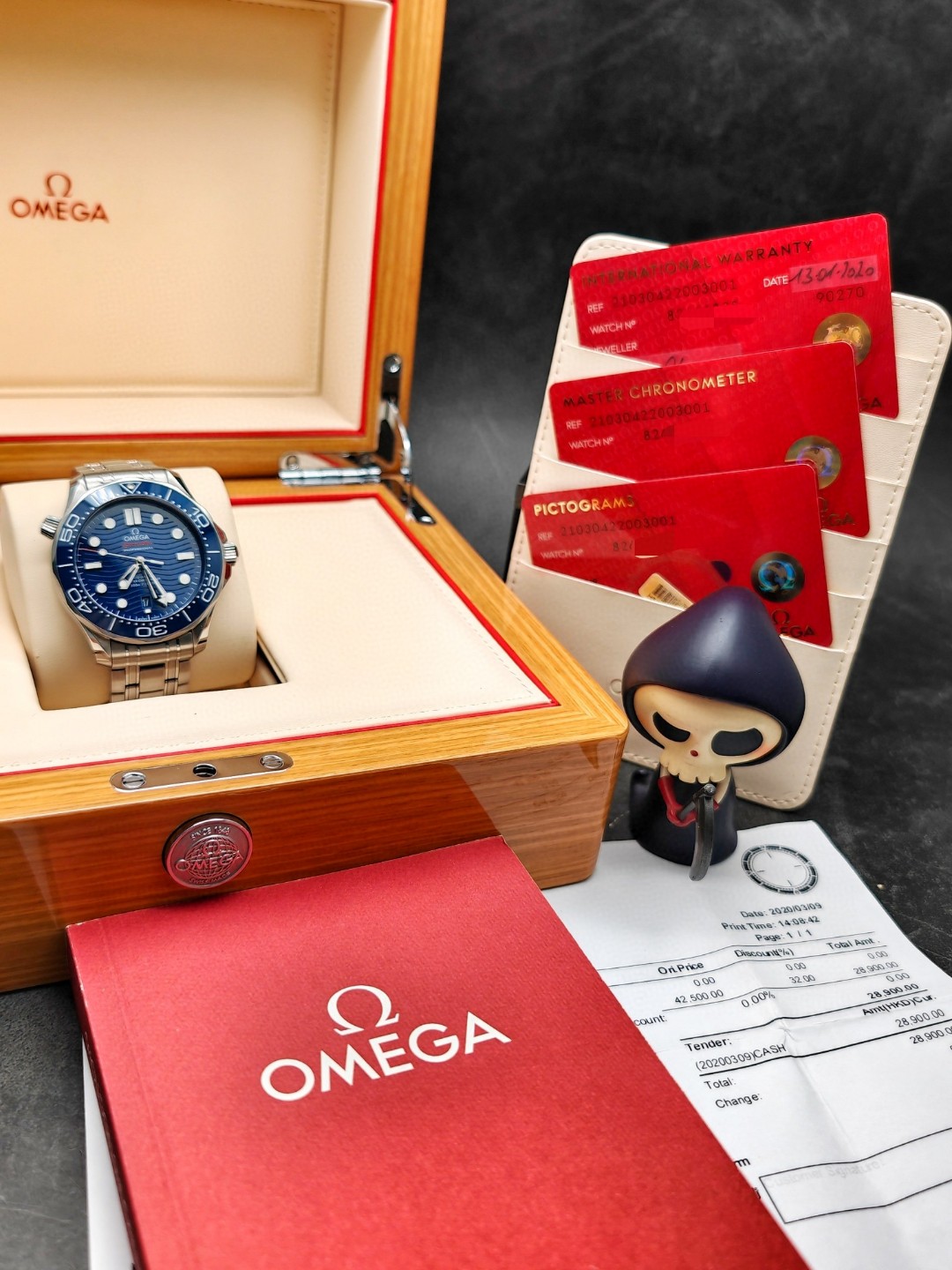 Omega 210.30.42.20.03.001 detail 7