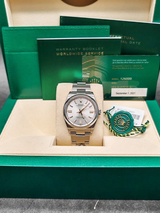 Rolex 126000-0001 detail 2