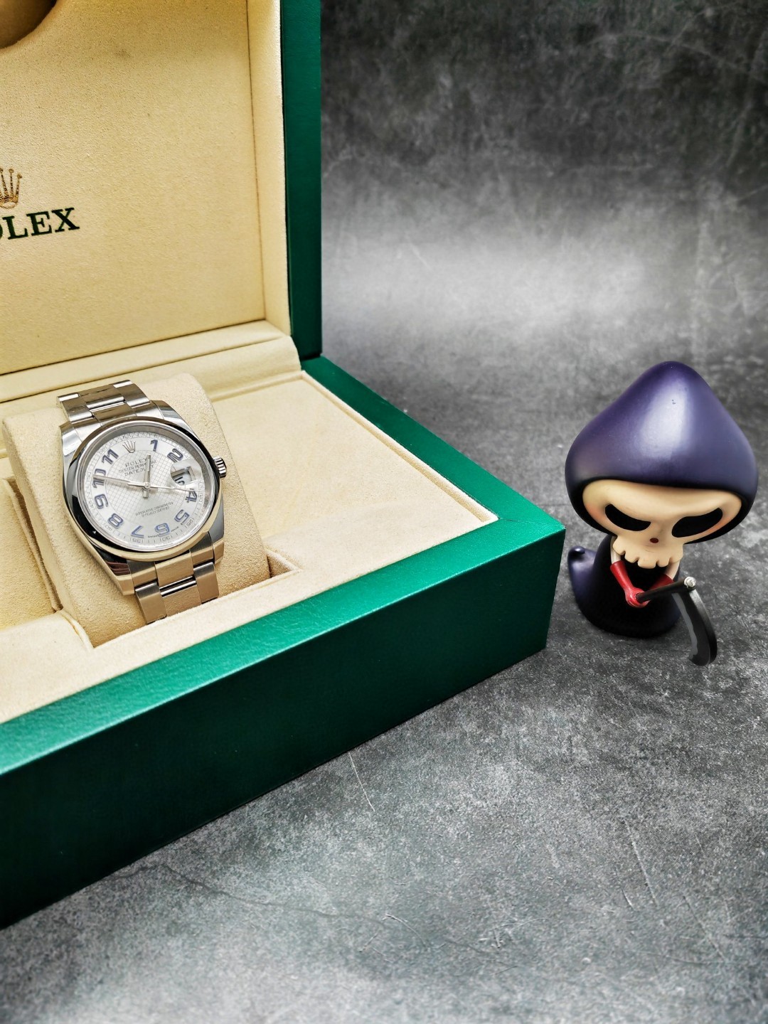 Rolex 116200 detail 1