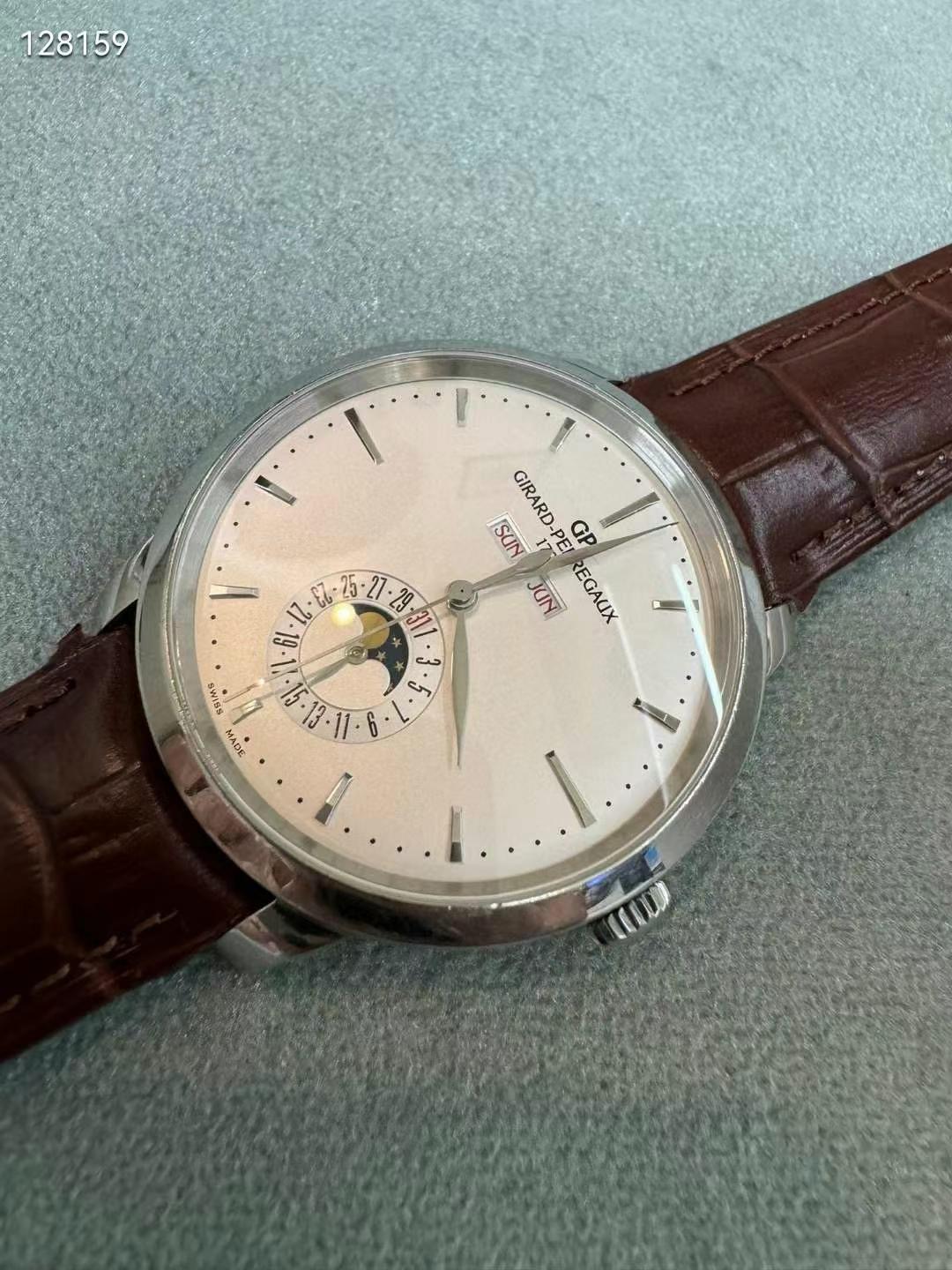 Girard Perregaux 49535-11-131-BB60 detail 1