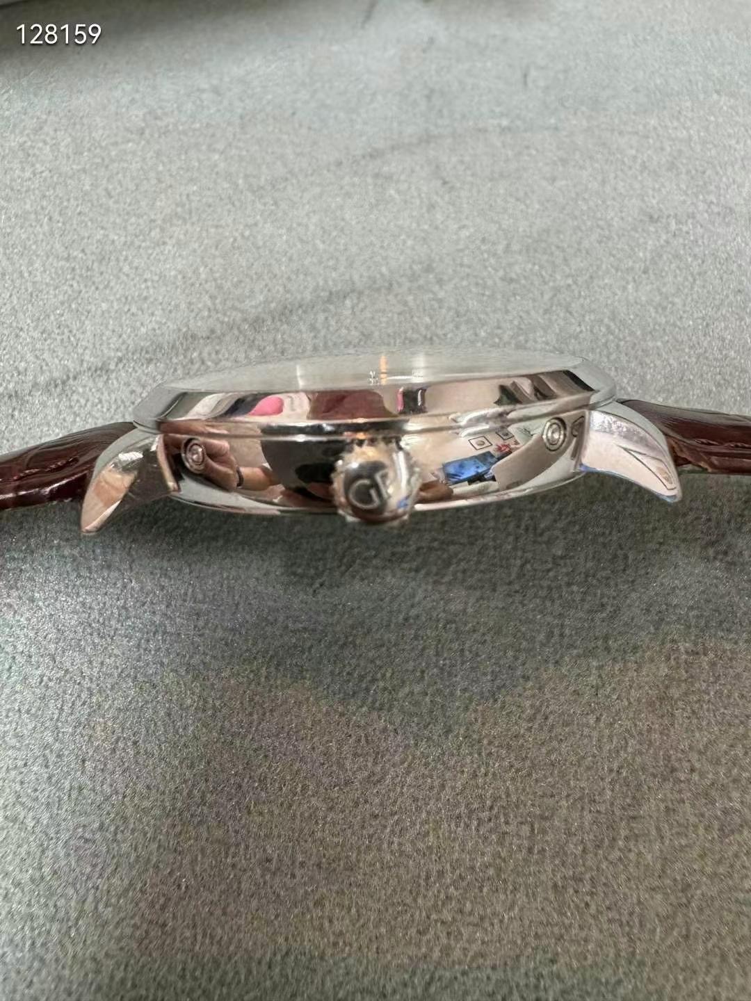Girard Perregaux 49535-11-131-BB60 detail 3