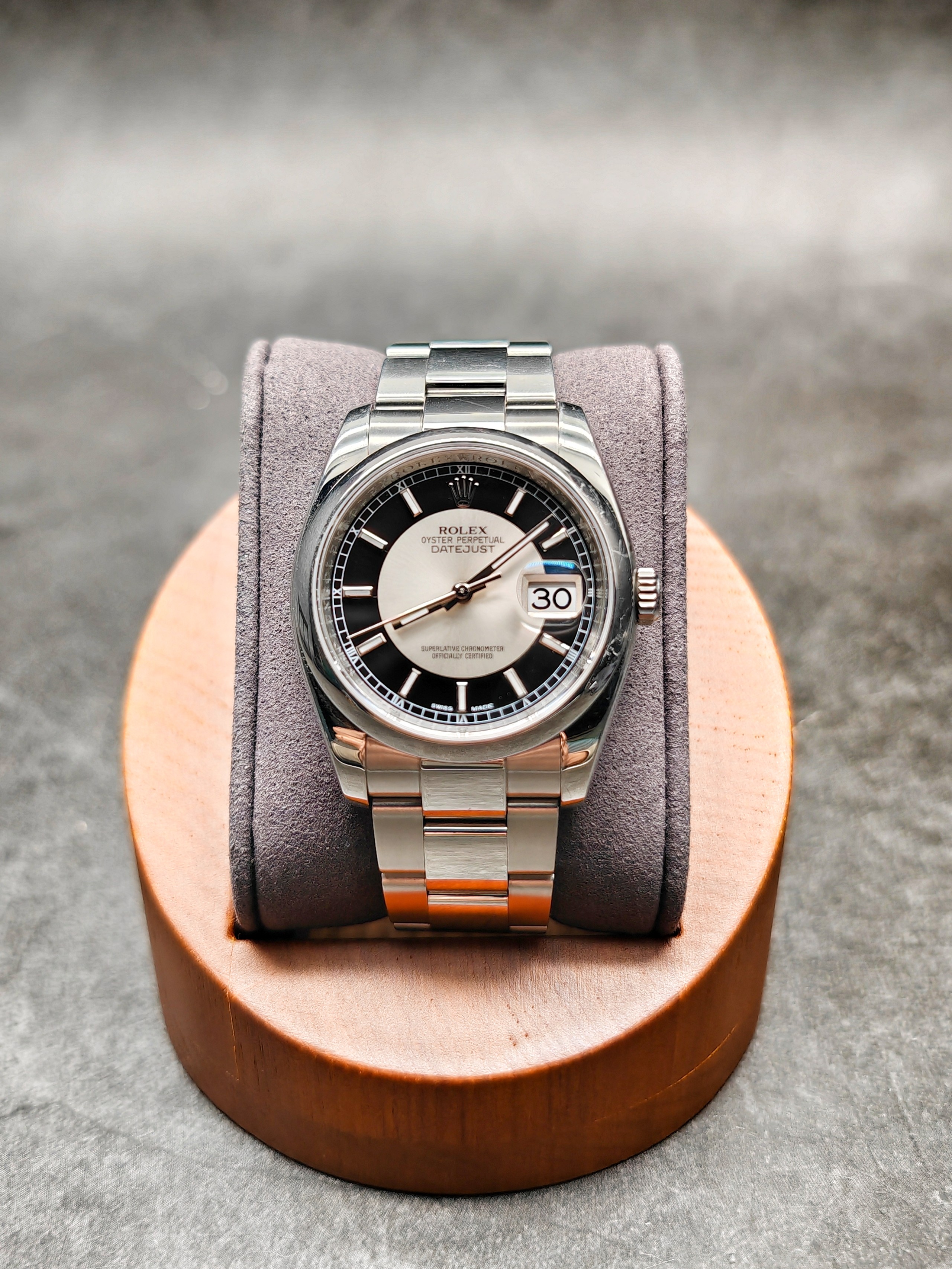 Rolex 116200 detail 1